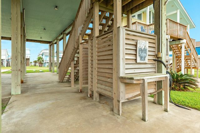 12888 Buccaneer Road, Freeport, TX 77541