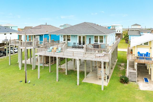 12888 Buccaneer Road, Freeport, TX 77541