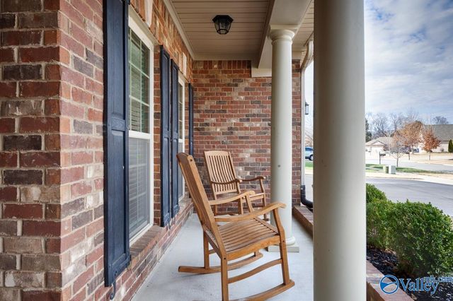 7214 Avonwood Lane Se SE, Owens Cross Roads, AL 35763