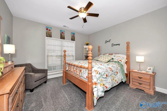 7214 Avonwood Lane Se SE, Owens Cross Roads, AL 35763