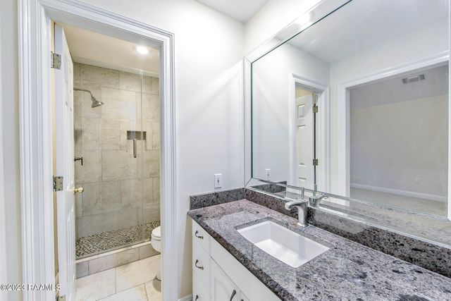 460 N Service Road, Raceland, LA 70394