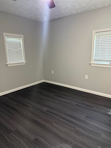 212 Walnut St, Denham Springs, LA 70726