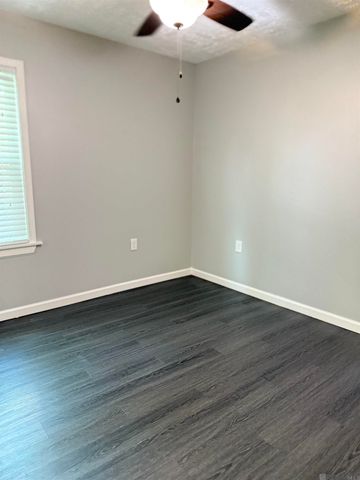 212 Walnut St, Denham Springs, LA 70726