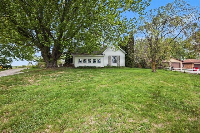 10919 N Maple Island Road, Fremont, MI 49412