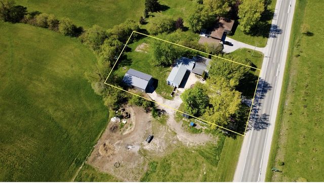 10919 N Maple Island Road, Fremont, MI 49412