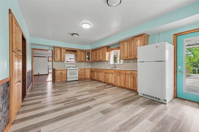 10919 N Maple Island Road, Fremont, MI 49412
