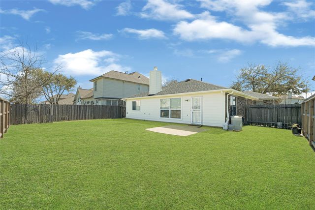 8123 Solara Bend, Houston, TX 77083