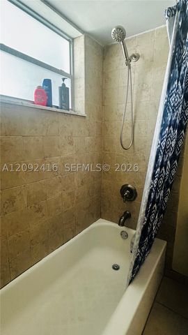 9410 Live Oak Pl 207, Davie, FL 33324