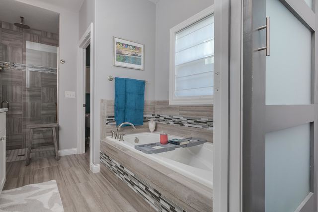 2603 Piney Run, Bloomington, IL 61705