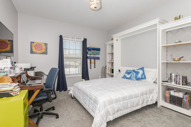 2603 Piney Run, Bloomington, IL 61705