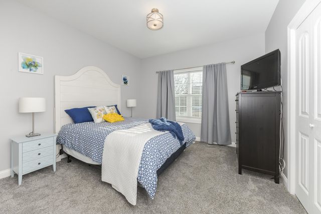 2603 Piney Run, Bloomington, IL 61705