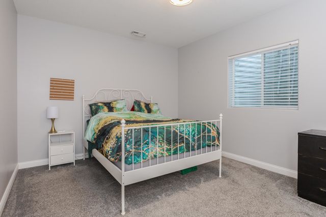 2603 Piney Run, Bloomington, IL 61705