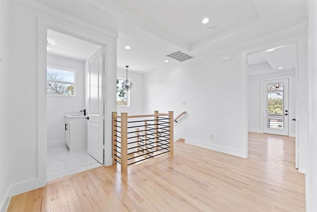 703 Buckalew Street, Dallas, TX 75208