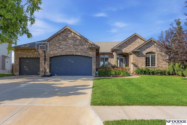 15339 Gilder Avenue, Bennington, NE 68007