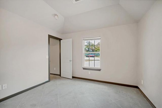 1825 N Myers Terrace, Oklahoma City, OK 73141