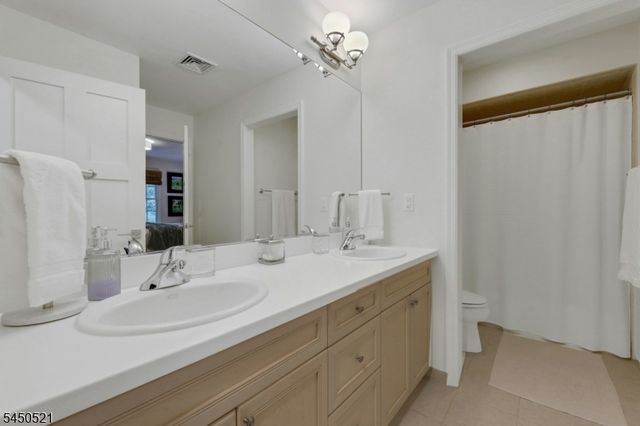 709 Fieldstone Ter, Wyckoff Twp., NJ 07481