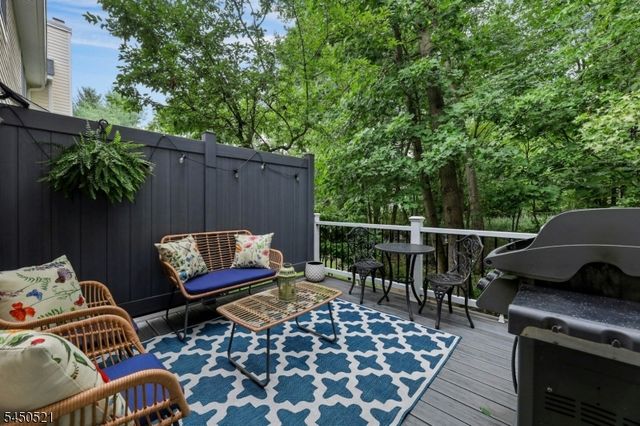 709 Fieldstone Ter, Wyckoff Twp., NJ 07481