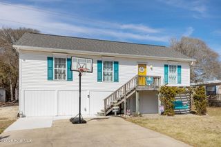 8504 Reed Drive, Emerald Isle, NC 28594