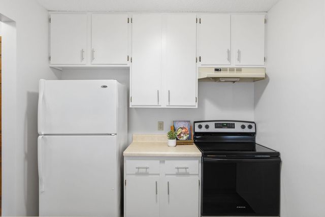 766 County Road F W I, Shoreview, MN 55126