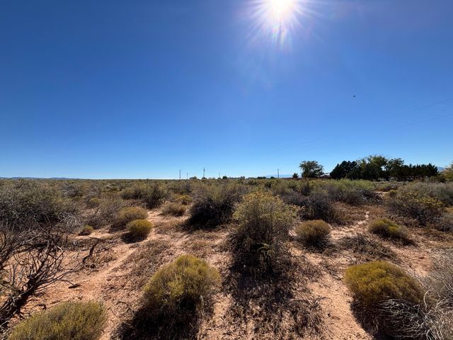 25 JENNIFER Street, Belen, NM 87002