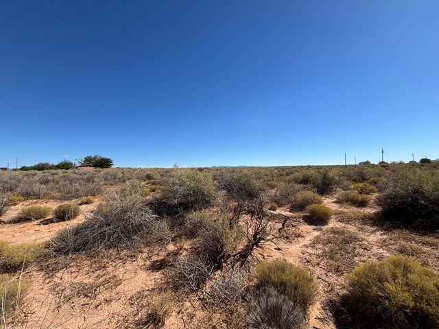 25 JENNIFER Street, Belen, NM 87002