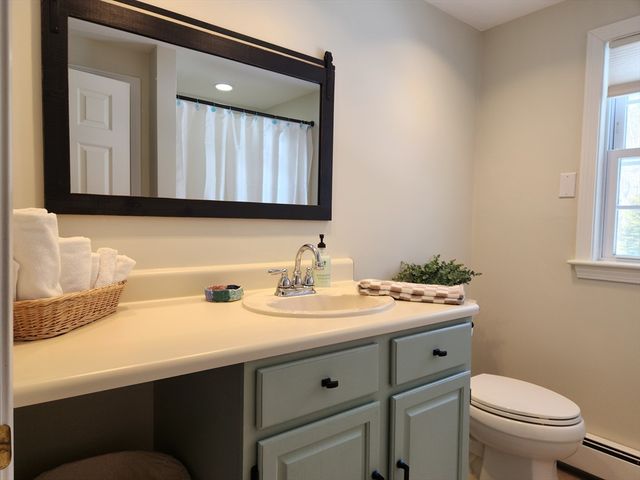 52 Old Colony Dr, Mashpee, MA 02649