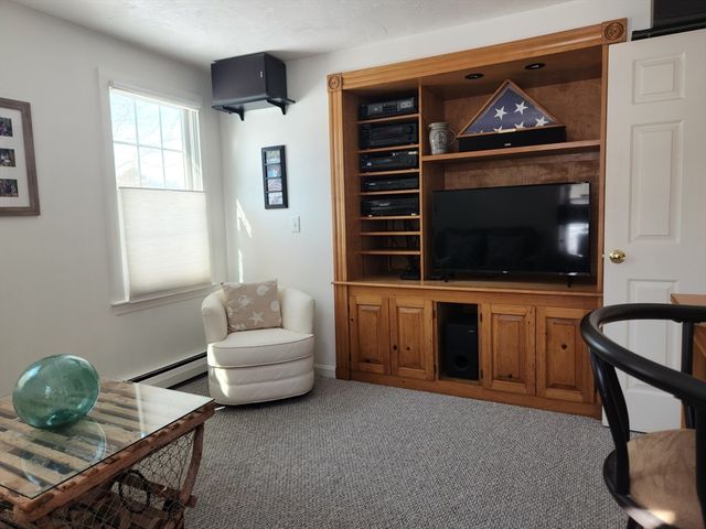 52 Old Colony Dr, Mashpee, MA 02649