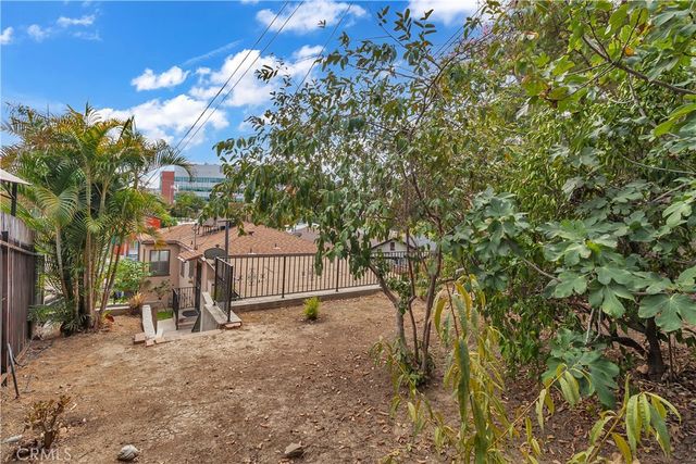 1877 Lansdowne, Los Angeles, CA 90032
