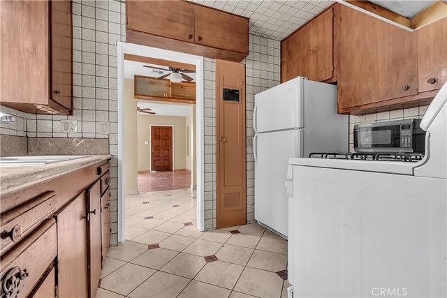 1877 Lansdowne, Los Angeles, CA 90032