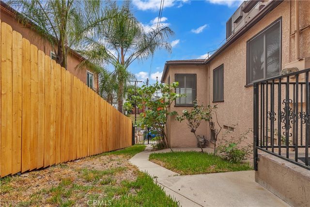 1877 Lansdowne, Los Angeles, CA 90032