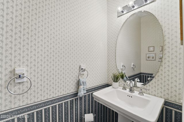 2077 Benjamin Circle, Wall, NJ 07719