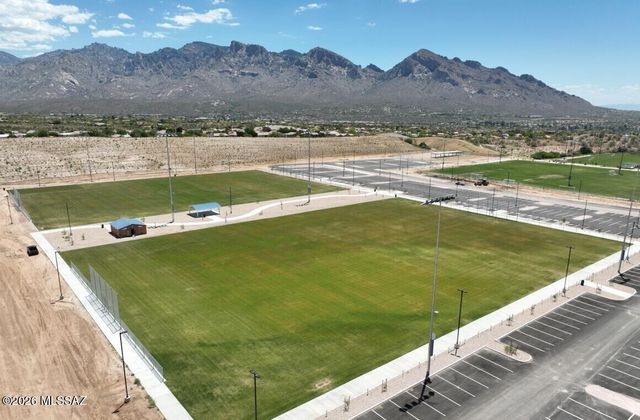 651 W Sonatina Lane, Oro Valley, AZ 85737