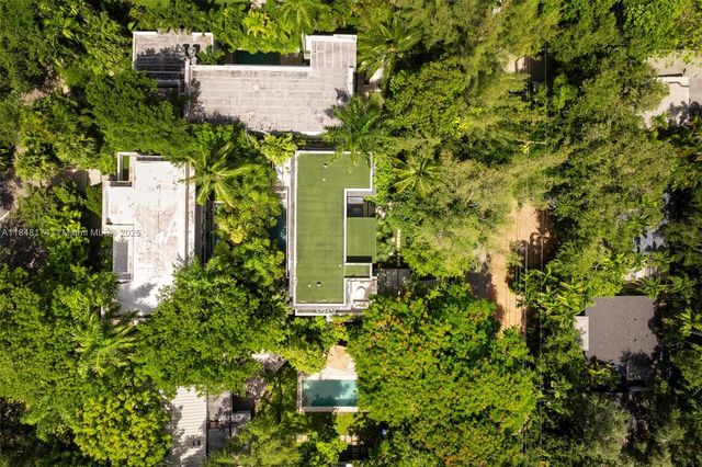 3648 Loquat Ave, Coconut Grove, FL 33133