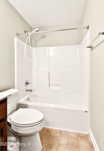 2140 Two Springs Dr, Shelbyville, KY 40065