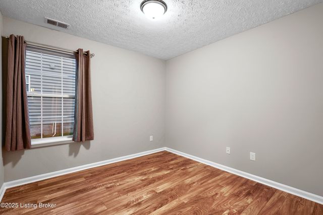 2140 Two Springs Dr, Shelbyville, KY 40065