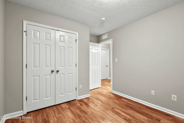 2140 Two Springs Dr, Shelbyville, KY 40065