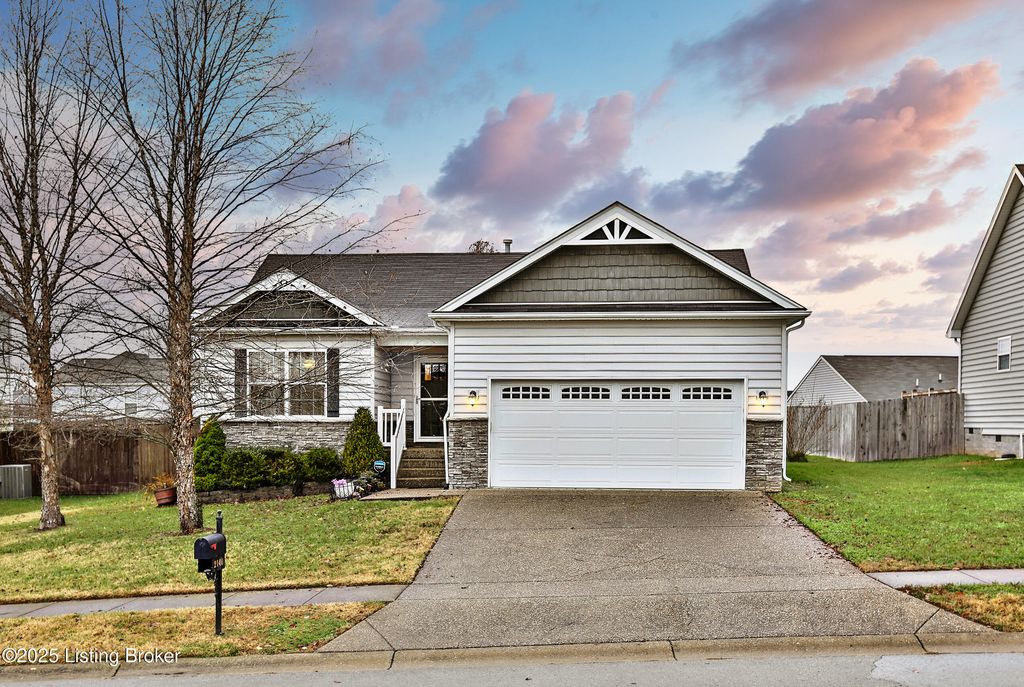 2140 Two Springs Dr, Shelbyville, KY 40065