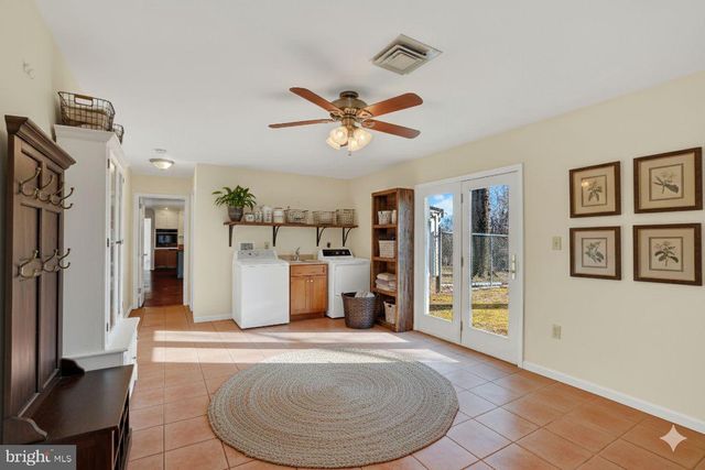 94 STONE MILL RD, Hummelstown, PA 17036