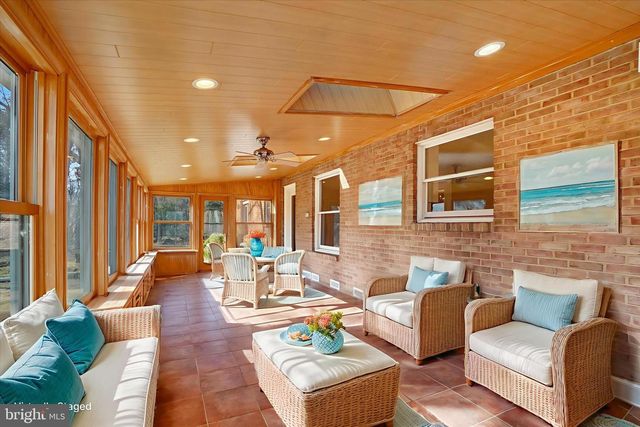 94 STONE MILL RD, Hummelstown, PA 17036