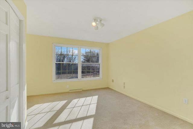 94 STONE MILL RD, Hummelstown, PA 17036