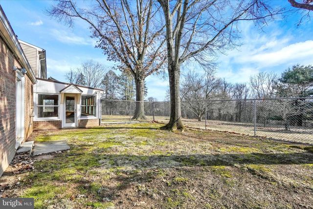 94 STONE MILL RD, Hummelstown, PA 17036