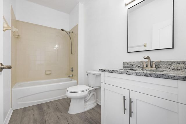 5926 PHOEBENEST DRIVE, Lithia, FL 33547