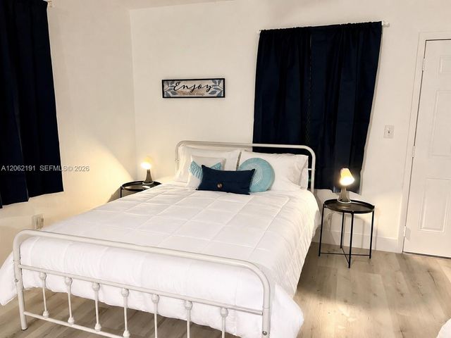 825 Euclid Avenue 8, Miami Beach, FL 33139
