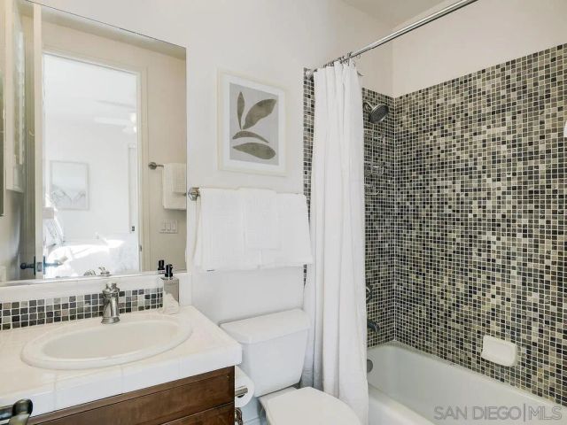 409 N Cedros Ave, Solana Beach, CA 92075