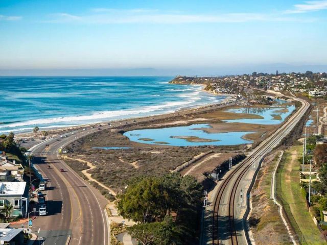 409 N Cedros Ave, Solana Beach, CA 92075