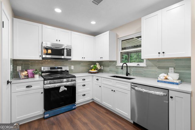 1252 Sherwood Drive, Norcross, GA 30093