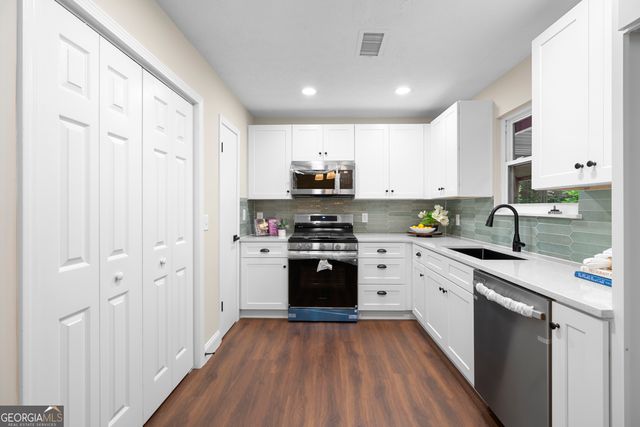 1252 Sherwood Drive, Norcross, GA 30093
