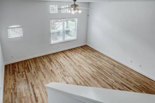 5941 South Loop E 1002, Houston, TX 77033