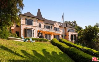 1954 Hillcrest Road 8, Los Angeles, CA 90068