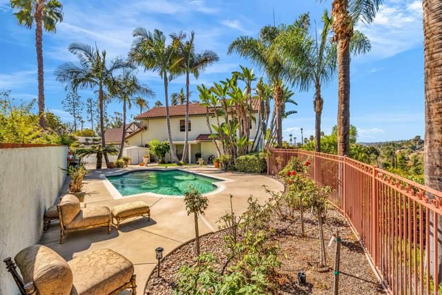 9802 Lyncarol Drive, La Mesa, CA 91941